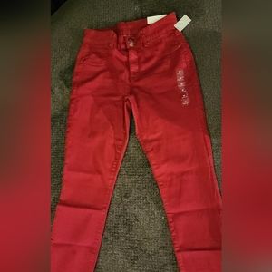 Red leggins pants